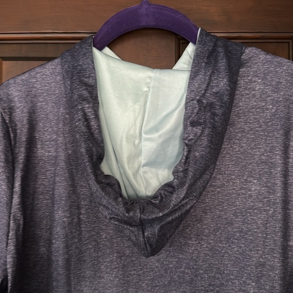 Ombré Hoodie - Picture 9 of 10